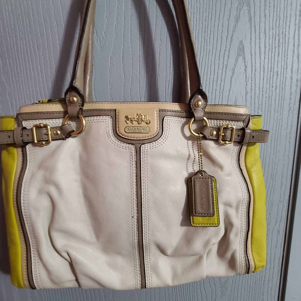 Coach shoulder bag